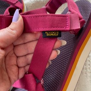 Size 8 Platform Tevas